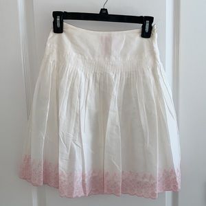 White Circle Skirt with Pink Lace Stitching Border
